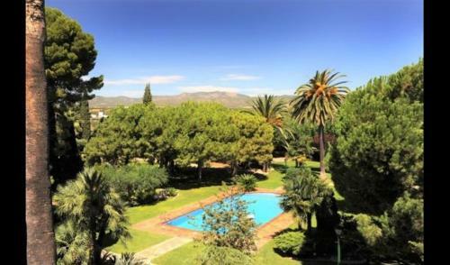 El Vendrell Villa Sleeps 34 With Pool And Air Con