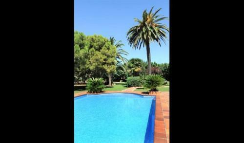 El Vendrell Villa Sleeps 34 With Pool And Air Con