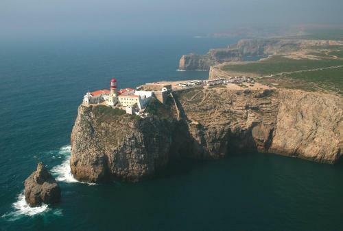 Hostal Residencia Quinta Do Po�o Guesthouse
