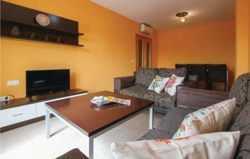 Three-bedroom Apartment In Vera
