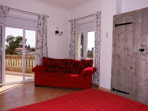 Spacious Villa In Vilacolum With Swimming Pool