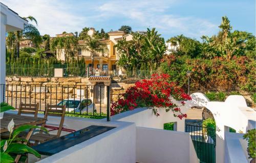 Nice Apartment In Benahavis With Wifi And 2 Bedrooms