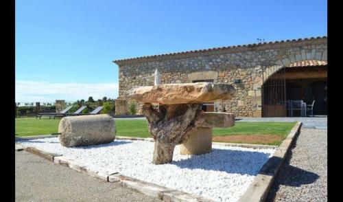 Villa In El Vilosell Sleeps 6 With Pool And Air Con