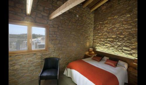 Villa In El Vilosell Sleeps 6 With Pool And Air Con