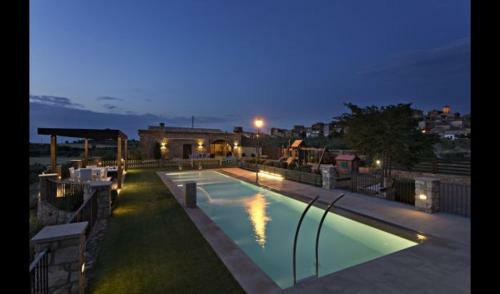 Villa In El Vilosell Sleeps 6 With Pool And Air Con