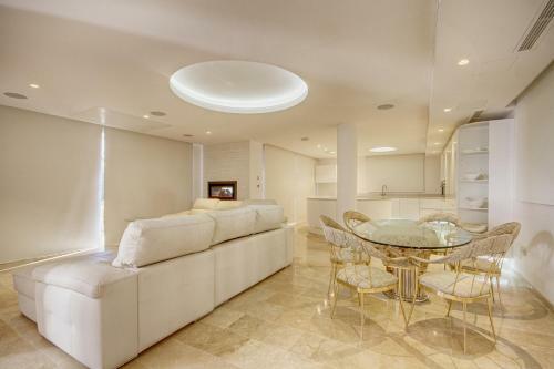 Luxury Villa Badia In Portals Nous