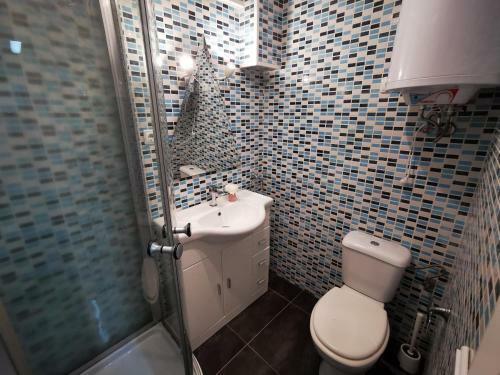 Girorooms Apartament Suntower 1a Linea de Mar