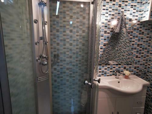 Girorooms Apartament Suntower 1a Linea de Mar