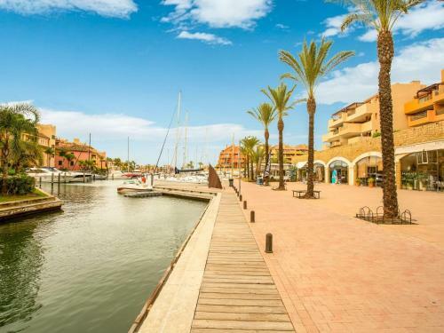 Pretty Apartment In San Roque Near River