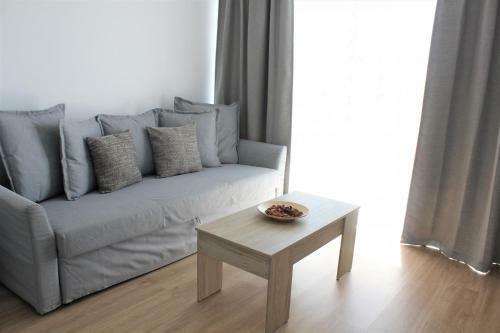 Superb Seaview Apartment In Playa de Las Americas