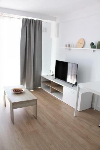 Superb Seaview Apartment In Playa de Las Americas