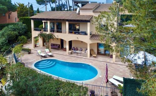 Tamariu Holiday Home Sleeps 7 With Pool