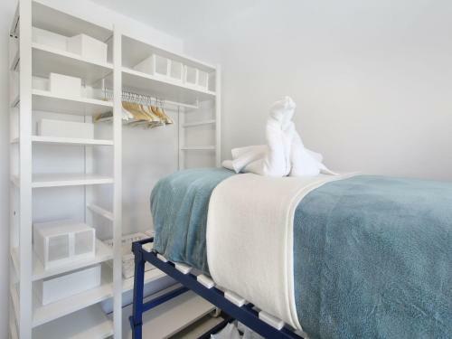 Appealing Holiday Home In Las Lagunas de Mijas With Pool