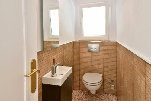 Cala D'or Villa Sleeps 6 With Pool Air Con And Wifi