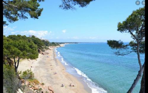 Villa Singular En Miami Playa Con Piscina Privada