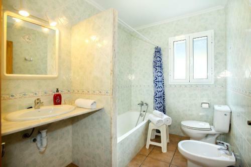 San Jaime Mediterraneo Villa Sleeps 6 With Pool