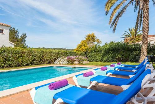 San Jaime Mediterraneo Villa Sleeps 8 With Pool