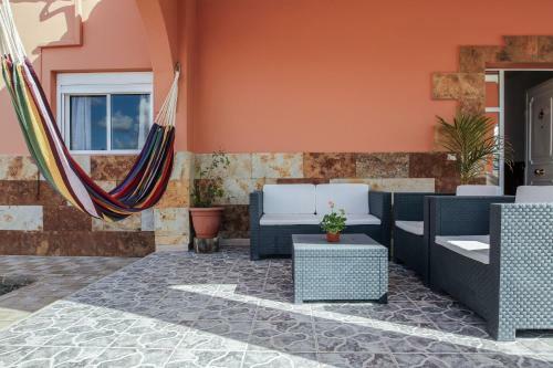 Villa Abundia House