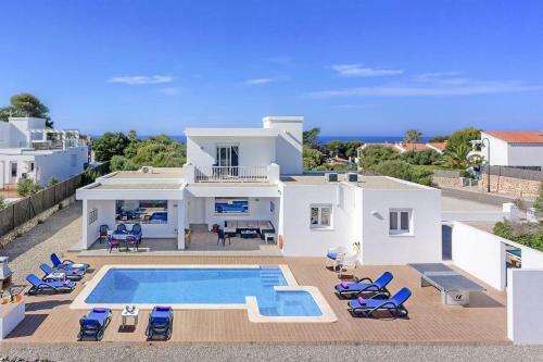 Binibequer Vell Villa Sleeps 6 With Pool Air Con And Wifi