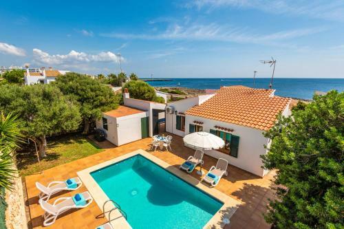 Petunia 3 Bedroom Villa, Cala'n Bosch