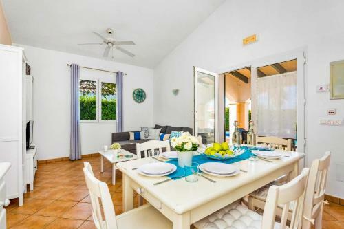 Jero 3 Bedroom Villa, Calan Bosch