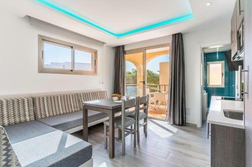 Ferrera Luxe Apartmento 713