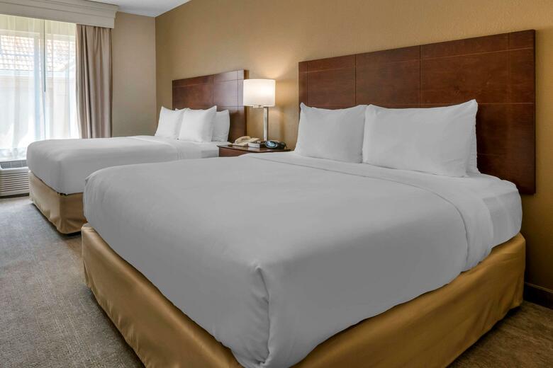 Hotel Comfort Suites Universal Studios Area