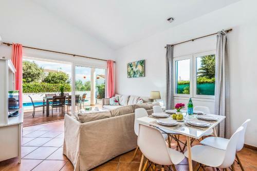 Villa Velasco Cb