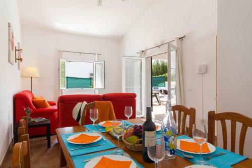 Rosario 3 Bedroom Villa, Cala'n Blanes