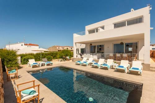 Amatista 4 Bedroom Villa, Cala'n Forcat