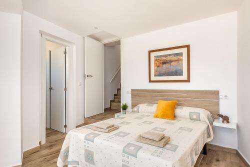 5 Soles 4 Bedroom Apartment, Santandria