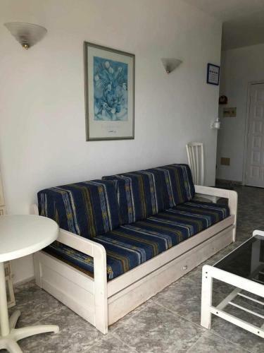 Apartamento Vv 121 Con Balc�n En Primera L�nea de Mar