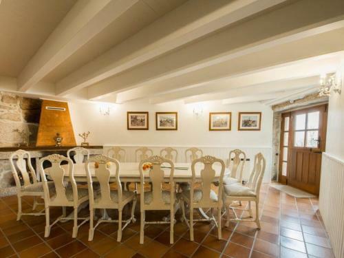Affluent Mansion In Cerdedo With Private Swimming Pool