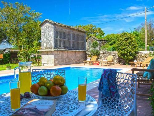 Affluent Mansion In Cerdedo With Private Swimming Pool