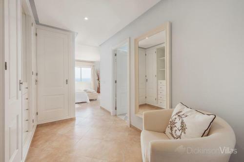 Alcanada Villa Sleeps 8 With Pool Air Con And Wifi