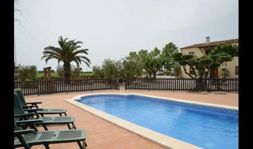 Sant Pere Molanta Apartment Sleeps 4 With Pool