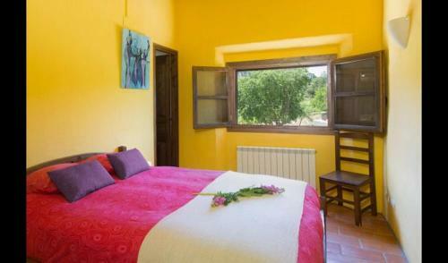 Villa In L'arbocar de Baix Sleeps 9 With Pool