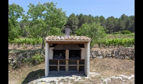 Villa In L'arbocar de Baix Sleeps 9 With Pool