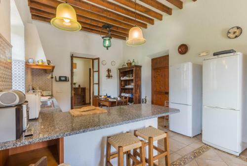Sa Pobla Villa Sleeps 14 With Pool And Air Con