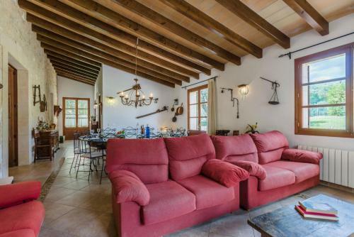 Sa Pobla Villa Sleeps 14 With Pool And Air Con