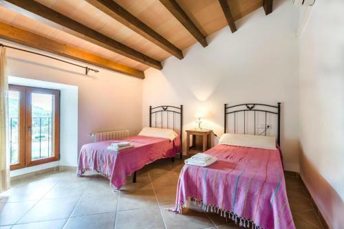 Sa Pobla Villa Sleeps 14 With Pool And Air Con
