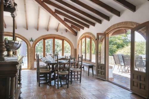 Xabia Villa Sleeps 6 With Pool And Air Con