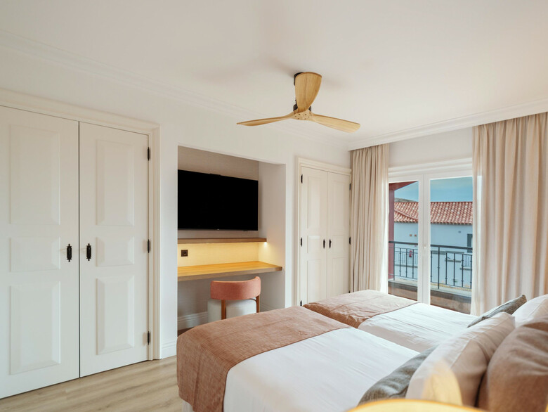 Hotel Dreams Madeira Resort Spa & Marina