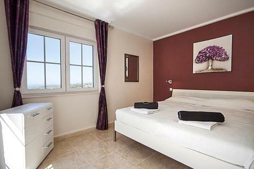 Xabia Villa Sleeps 8 Pool Air Con Wifi