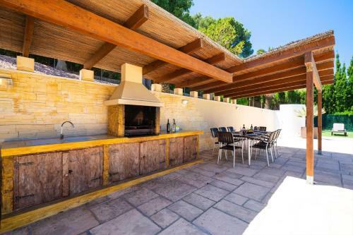 Xabia Villa Sleeps 8 Pool Air Con Wifi