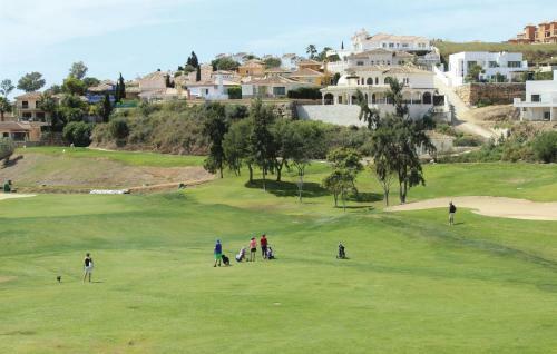 Two-bedroom Apartment In Riviera Del Sol