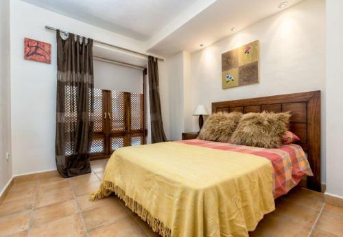 Cabopino Apartment Sleeps 4 Pool Air Con Wifi