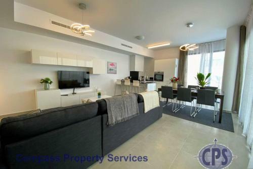 Apartamento Luxurious Villa Private Pool La Marina Urb Lm3