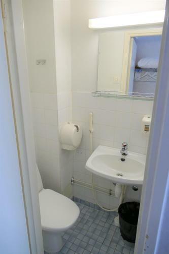Albergue Linnanpiha Bed & Breakfast