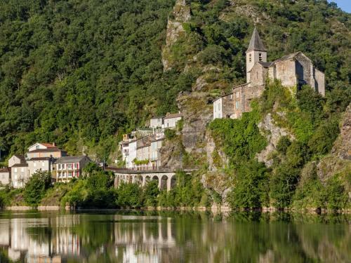 Les G�tes Du Rocher Et de La Boucle Du Tarn